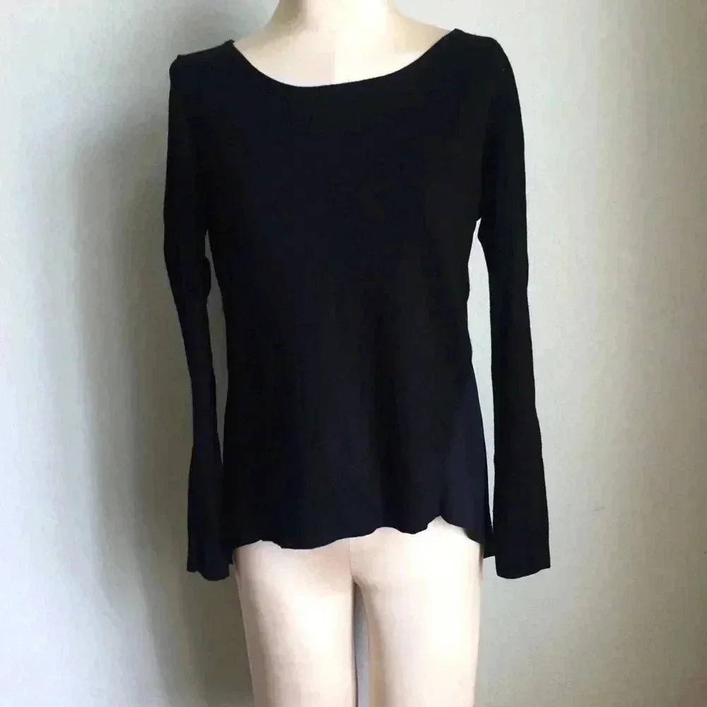Guess Mix Scoop Black Sweater - Picture 2 of 8